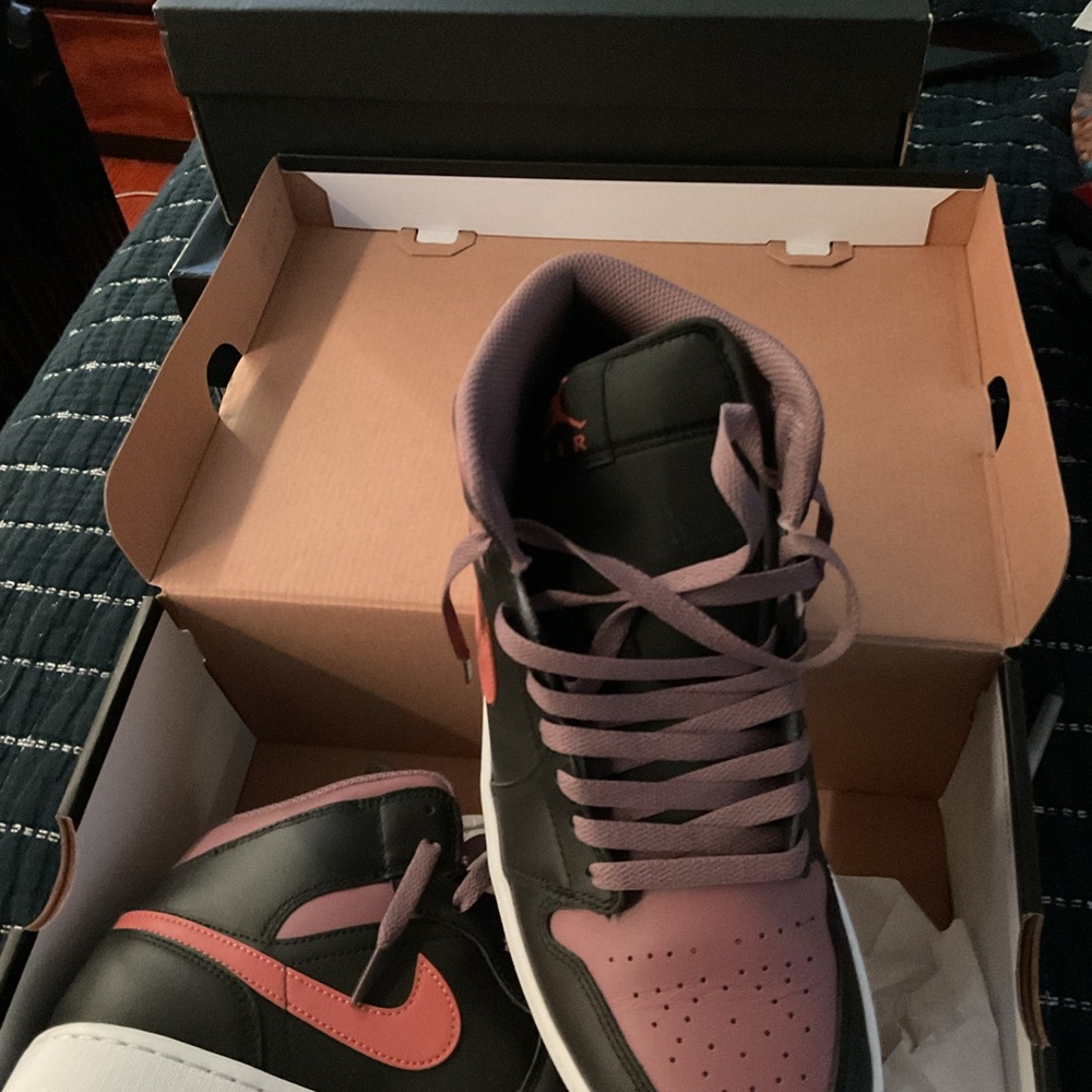 Jordan Athletic Shoes Black and Pink Highlights